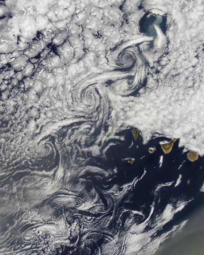 Cloud vortices off Madeira and Canary Islands