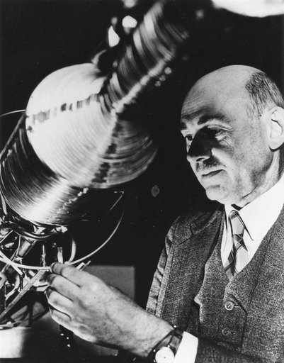 Dr. Robert Goddard