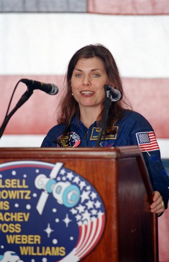 STS-101 crew return at Ellington Field