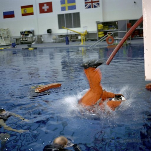 STS-104 Preflight Emergency Egress Bailout Training at the NBL