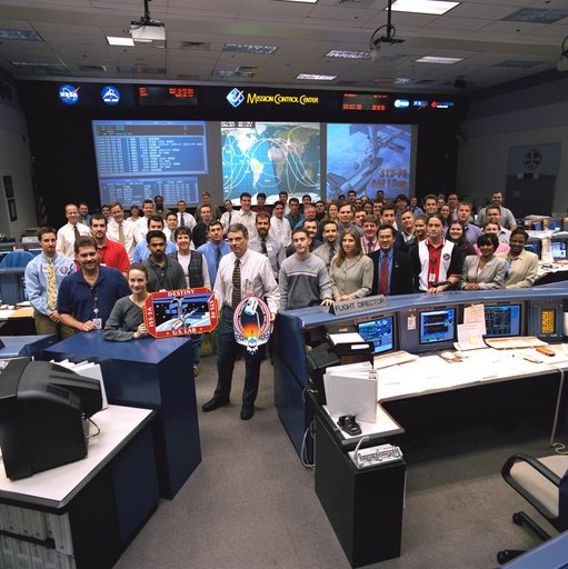 STS-98 Flight Control Team Photo in WFCR with Flight Director Bob Castle