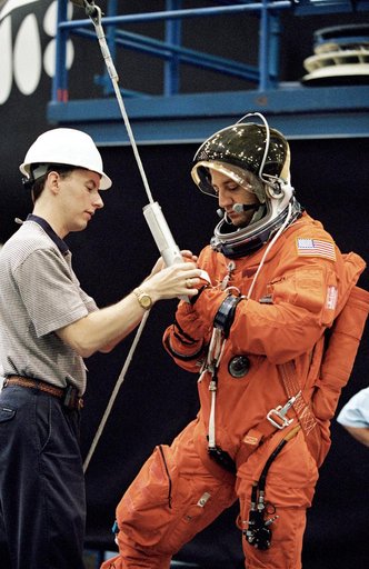 STS-109 Egress training