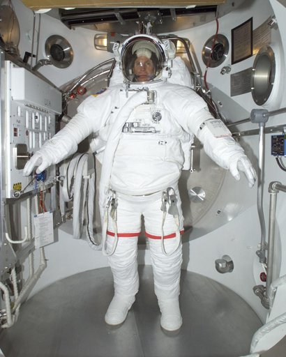 STS-104 Preflight Mike Gernhardt