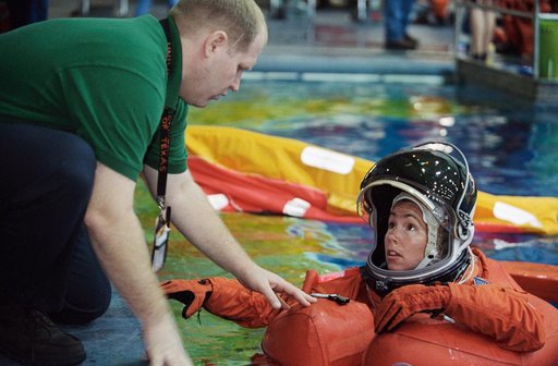 JSC2002-00572