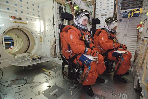 STS-112 Preflight Emergency Egress Training