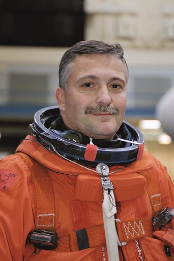 STS-112 Preflight Emergency Egress Training