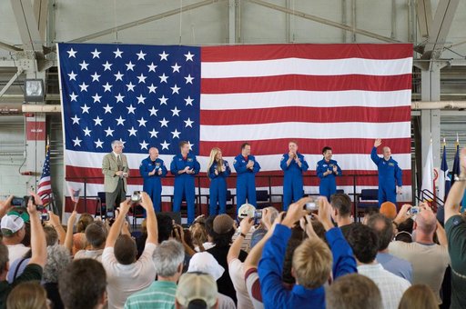 STS-124 crew return ceremony