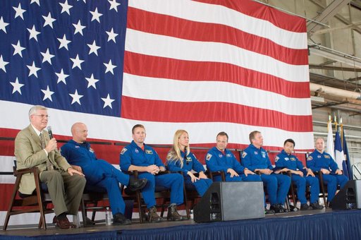 STS-124 crew return ceremony