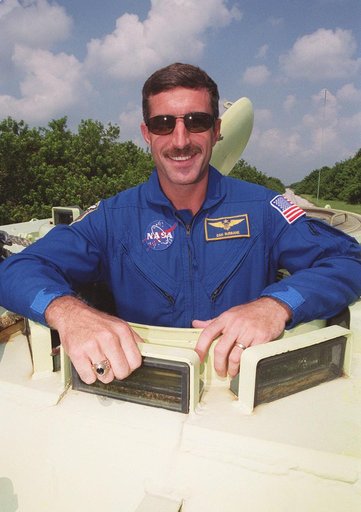 KSC-00pp1136