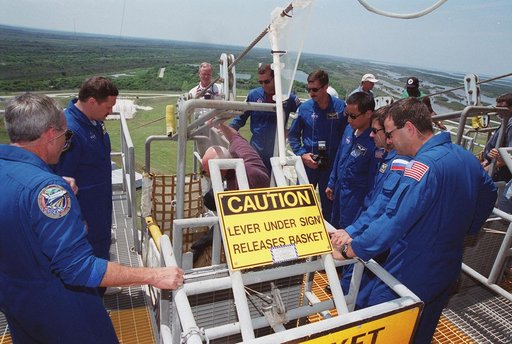 KSC-00pp1172