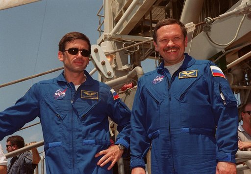 KSC-00pp1173