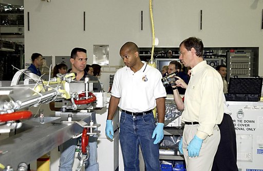 KSC-03pd0030