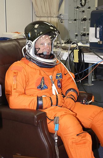 STS-107 Suiting