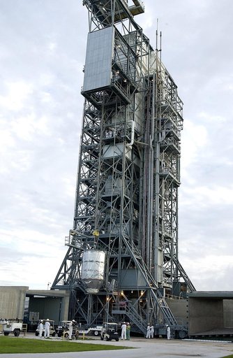 KENNEDY SPACE CENTER, FLA. -  On Launch Pad 17-B, Cape Canaveral Air Force Station, the Mars Exploration Rover 1 (MER-B) is lifted up the tower for mating with the Delta rocket.  The second of twin rovers being sent to Mars, it is equipped with a robotic arm, a drilling tool, three spectrometers, an