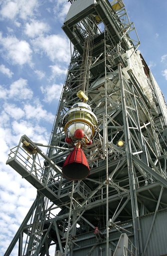 Delta II - SIRTF Lift and Mate
