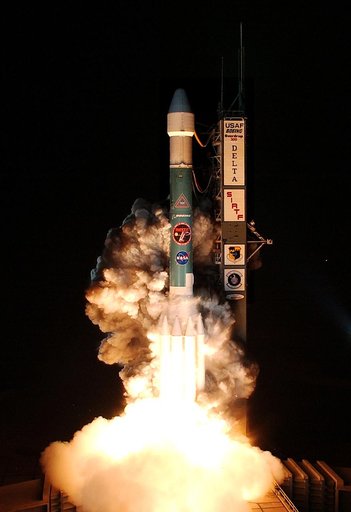 Delta II SIRTF Liftoff
