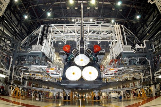 KENNEDY SPACE CENTER, FLA. - The Space Shuttle orbiter Atlantis awaits transport from the Orbiter Processing Facility (OPF) to the Vehicle Assembly Building (VAB). The move will allow work to be performed in the OPF that can only be accomplished while the bay is empty. Work scheduled in the processi