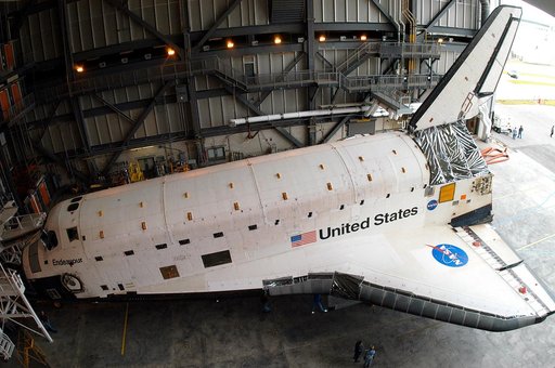 KENNEDY SPACE CENTER, FLA. -- Endeavour settles into  place inside the Vehicle Assembly Building (VAB) where it has been moved for temporary storage.  It left the Orbiter Processing Facility (OPF) to allow work to be performed in the OPF that can only be accomplished while the bay is empty. Work sch