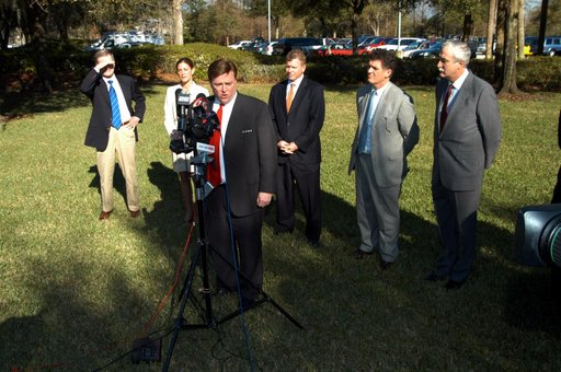 KENNEDY SPACE CENTER, FLA. - - U.S. Representative Ric Keller talks to the media at the Central Florida Research Park, near Orlando.  He, NASA Administrator Sean O’Keefe and government officials were at the park for a presentation about the assets of the research park as the site of NASA’s new Share
