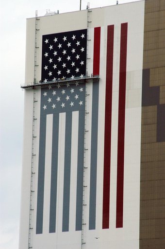 VAB Flag Painting
