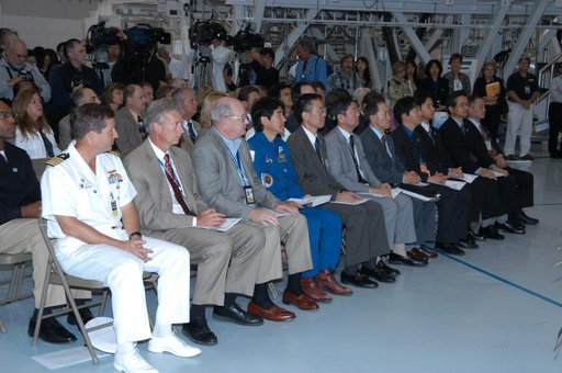 Officials welcome the arrival of the Japanese Experiment Module
