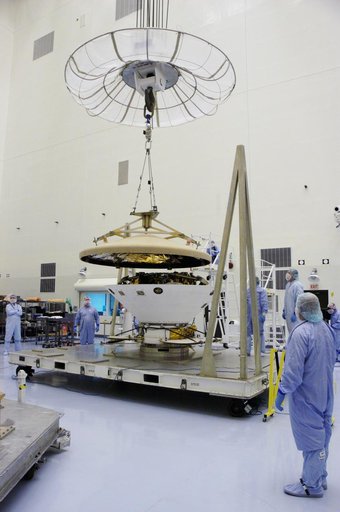 Phoenix Mars Lander Spacecraft Processing