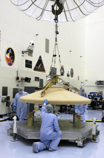 Phoenix Mars Lander Spacecraft Processing