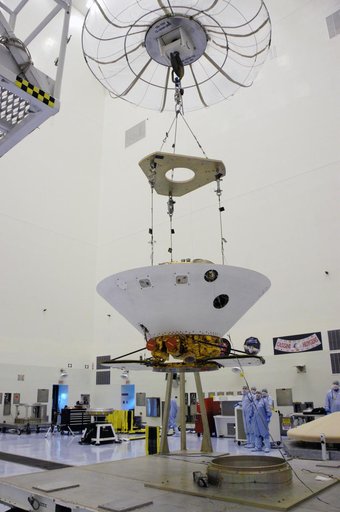 Phoenix Mars Lander Spacecraft Processing