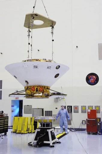 Phoenix Mars Lander Spacecraft Processing