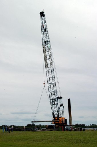 Large Crawler Crane for new lightning protection system