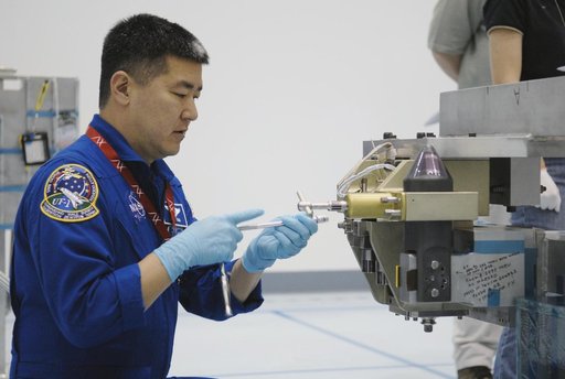 KSC-07pd0740
