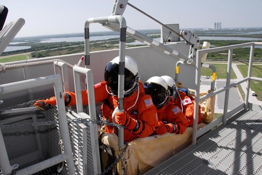 KSC-08pd0586