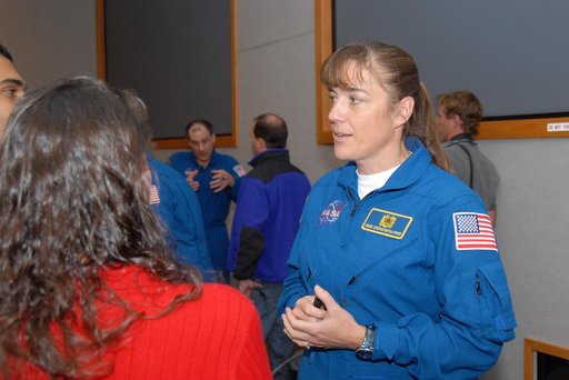 KSC-2009-1163