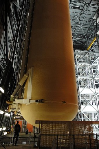 KSC-2009-1825