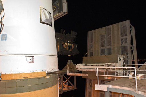 KSC-2009-1879