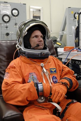KSC-2009-2043
