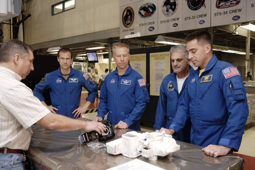 KSC-2009-2122