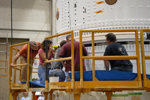 KSC-2009-3199