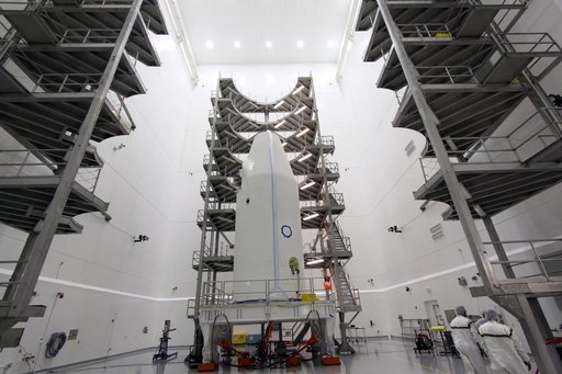 KSC-2009-3555