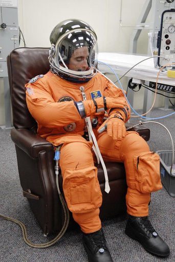 KSC-2009-3995