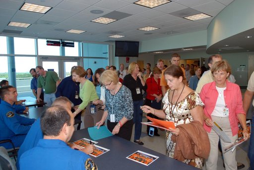 KSC-2009-5136