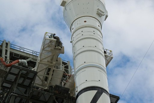 KSC-2009-5595