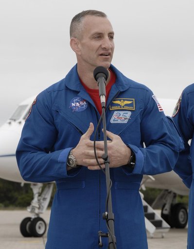 KSC-2009-6196