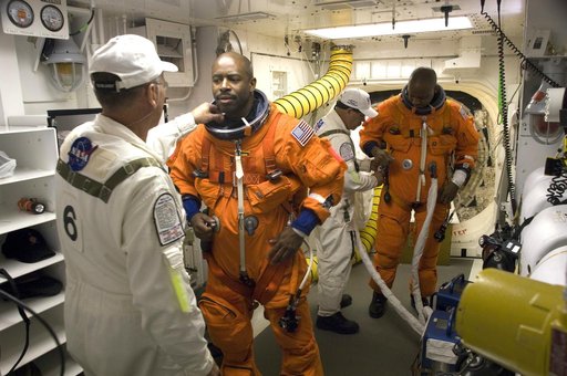 KSC-2009-6326
