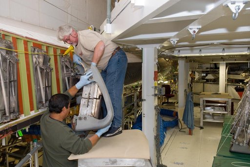 KSC-2010-1084
