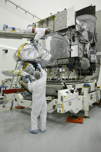 KSC-2010-1166