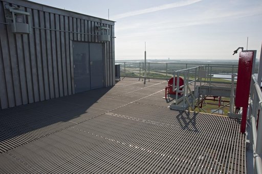 KSC-2010-4435