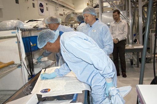 KSC-2010-4558