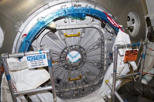 KSC-2010-4781