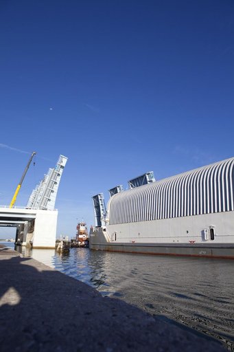 KSC-2010-4835